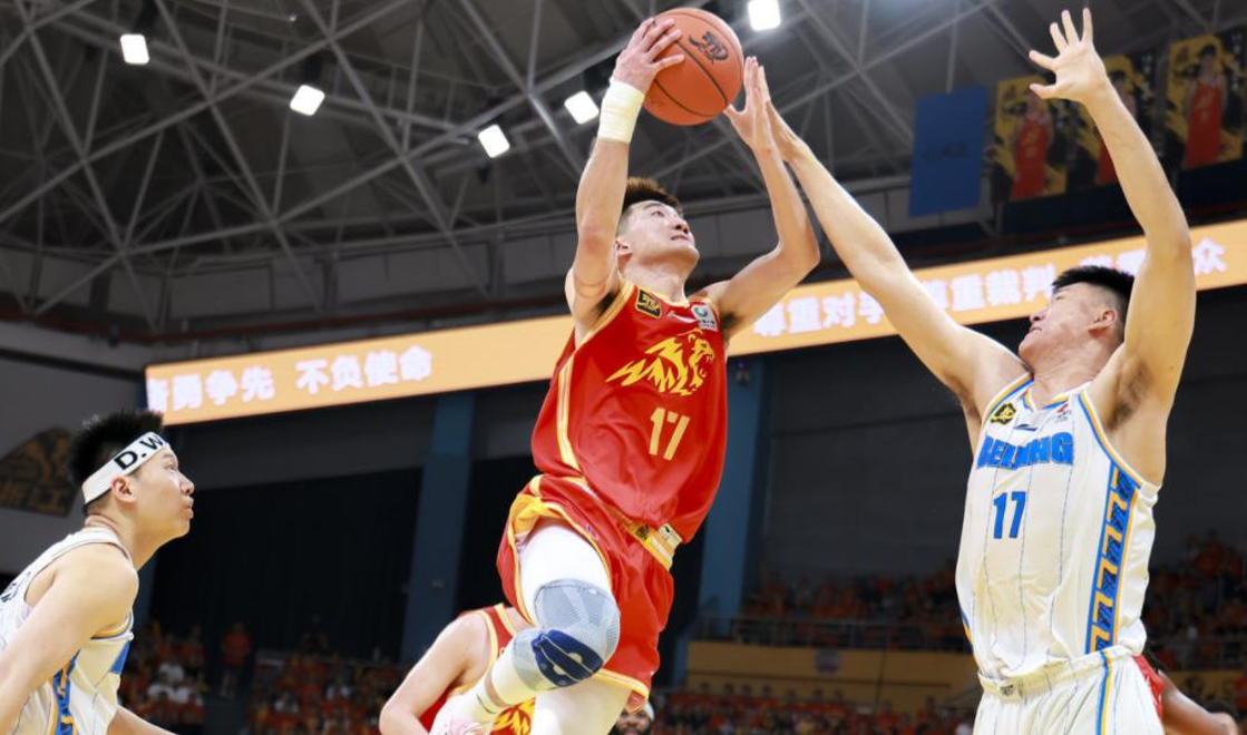 关于今晚广厦男篮备战NBA常规赛，外线爆发细节曝光，悬念犹存，高层口径保持一致的信息